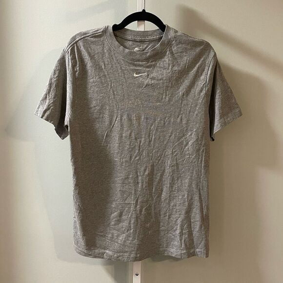 Nike Other - Nike Gray Casual Short Sleeve Tee